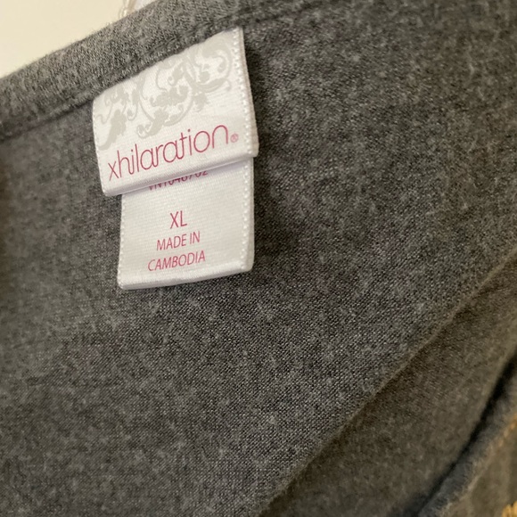 Shirt - Picture 2 of 6